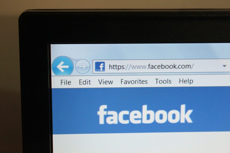 facebook aziendale facebook aziendale