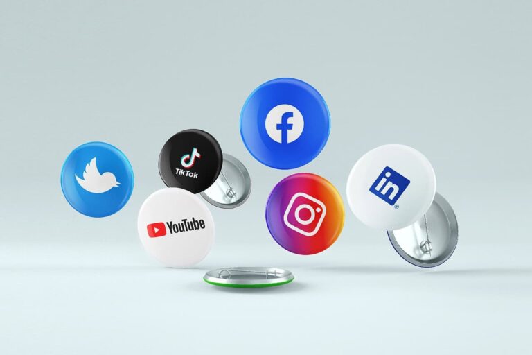 Come sfruttare i Social Media per il B2B Marketing Come sfruttare i Social Media per il B2B Marketing